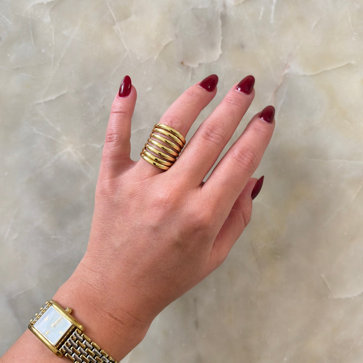 Eva Ring